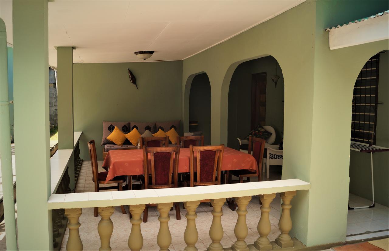 Chez May Paule Anse Volbert Village  Exterior photo
