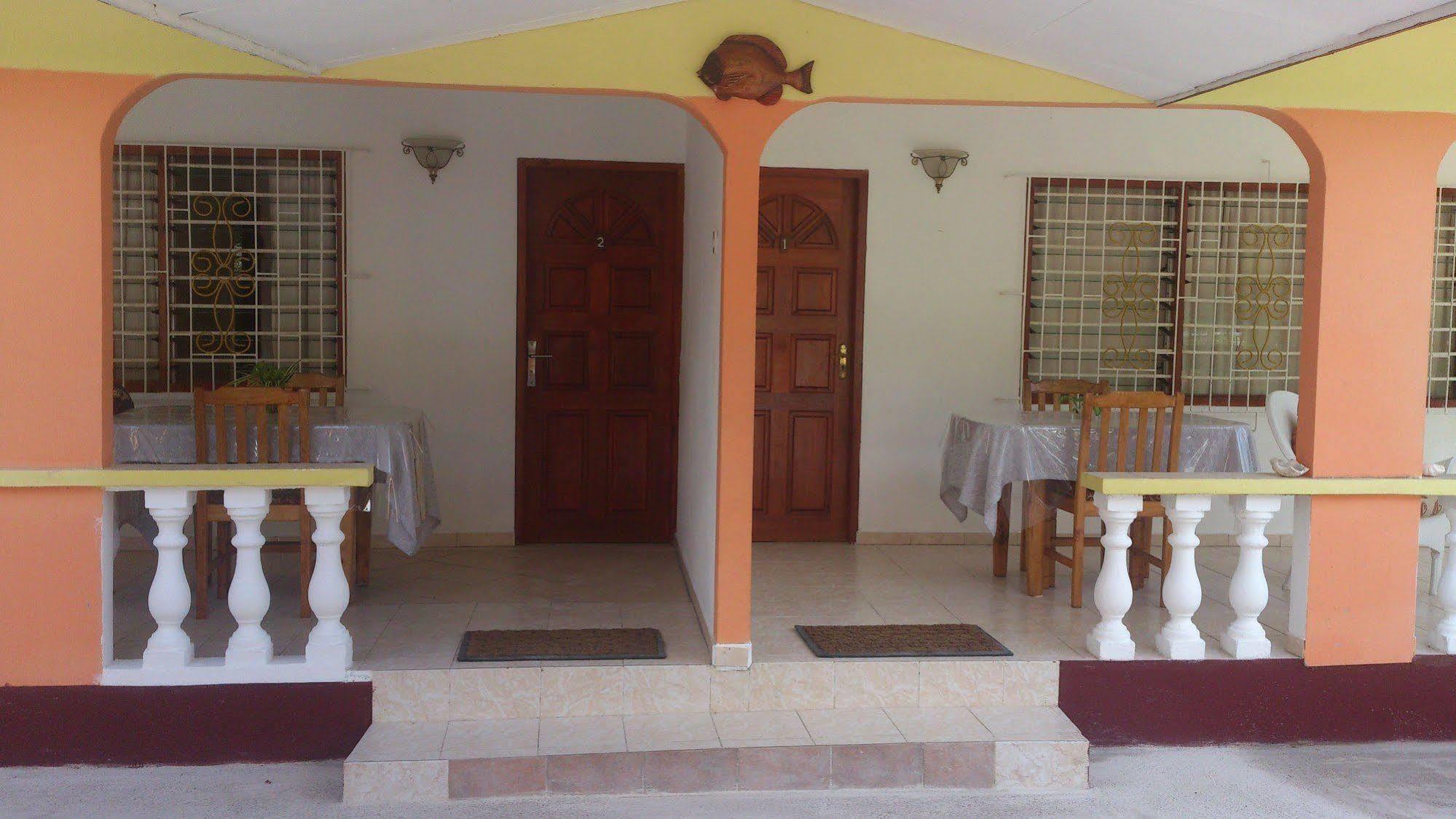 Chez May Paule Anse Volbert Village  Exterior photo